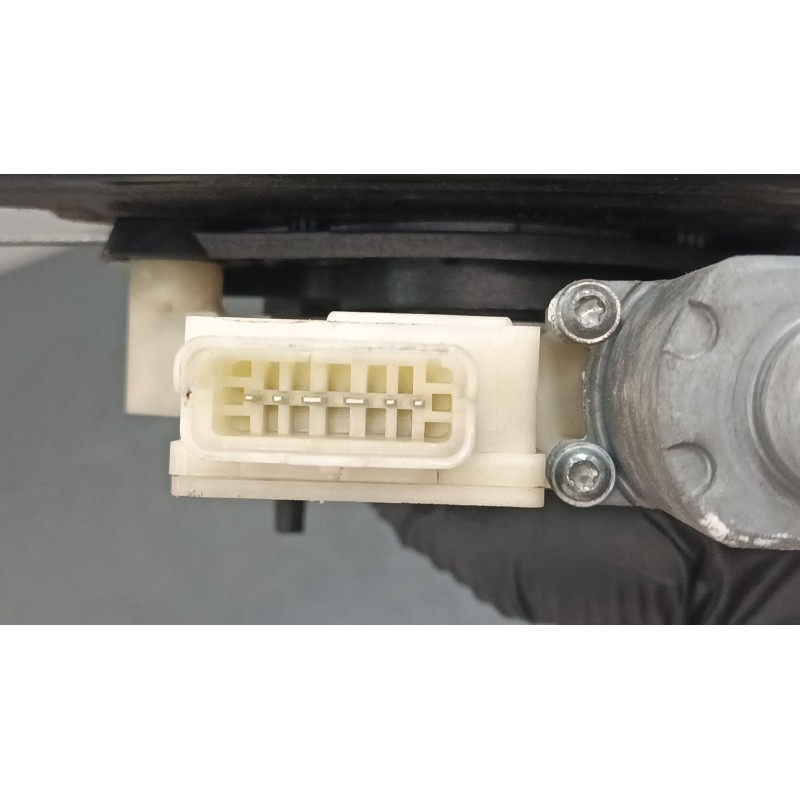 Recambio de elevalunas electrico trasero izquierdo para citroën c4 picasso ii 1.6 hdi 90 referencia OEM IAM 9676172480  