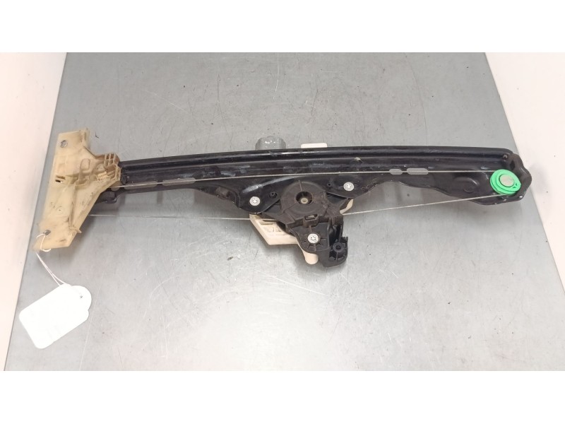 Recambio de elevalunas electrico trasero izquierdo para citroën c4 picasso ii 1.6 hdi 90 referencia OEM IAM 9676172480  