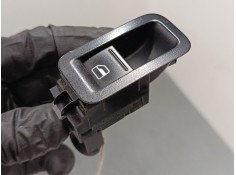 Recambio de mando elevalunas delantero derecho para volkswagen polo v (6r1, 6c1) 1.2 tdi referencia OEM IAM 7L6959855B  