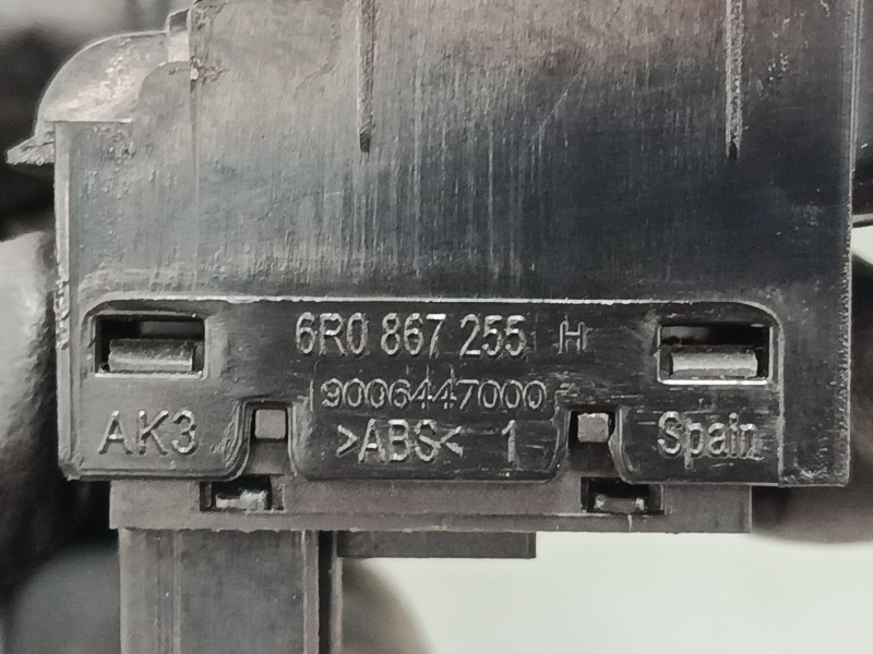 Recambio de mando elevalunas delantero derecho para volkswagen polo v (6r1, 6c1) 1.2 tdi referencia OEM IAM 7L6959855B  