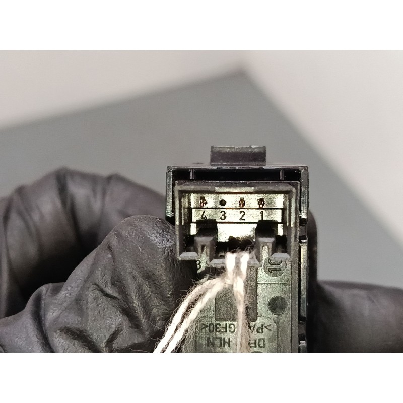 Recambio de mando elevalunas delantero derecho para volkswagen polo v (6r1, 6c1) 1.2 tdi referencia OEM IAM 7L6959855B  