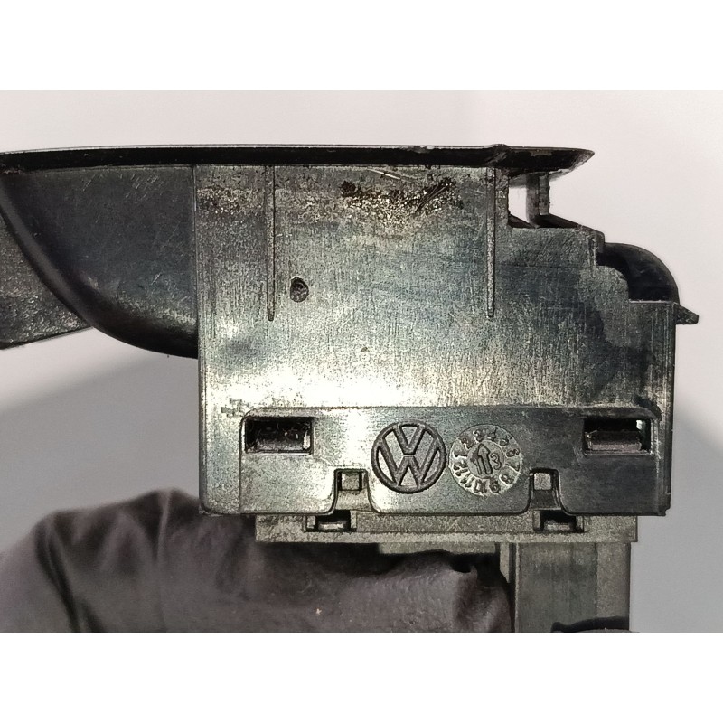 Recambio de mando elevalunas delantero derecho para volkswagen polo v (6r1, 6c1) 1.2 tdi referencia OEM IAM 7L6959855B  