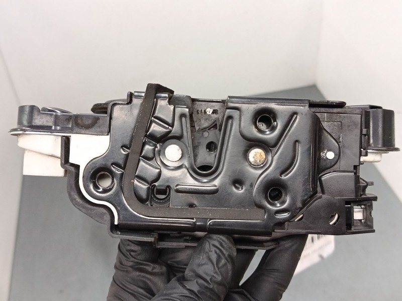 Recambio de cerradura puerta delantera izquierda para volkswagen polo v (6r1, 6c1) 1.2 tdi referencia OEM IAM 5K1837015D  