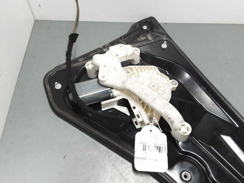 Recambio de elevalunas trasero izquierdo para land rover discovery iii (l319) 2.7 td 4x4 referencia OEM IAM   