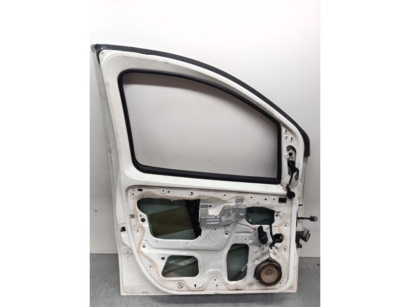 Recambio de puerta delantera izquierda para citroën nemo monospace 1.4 hdi referencia OEM IAM   