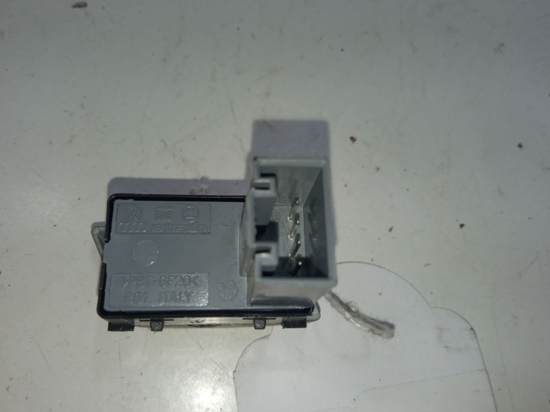 Recambio de mando elevalunas trasero derecho para skoda yeti (5l) 2.0 tdi referencia OEM IAM 1Z0959856  