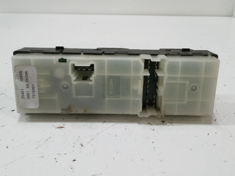 Recambio de mando elevalunas delantero izquierdo para nissan x-trail ii (t31) 2.0 dci referencia OEM IAM 721EA01  