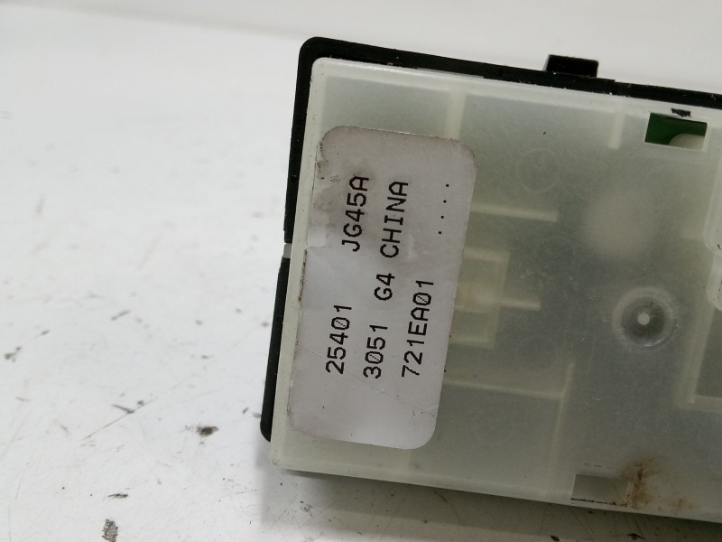 Recambio de mando elevalunas delantero izquierdo para nissan x-trail ii (t31) 2.0 dci referencia OEM IAM 721EA01  