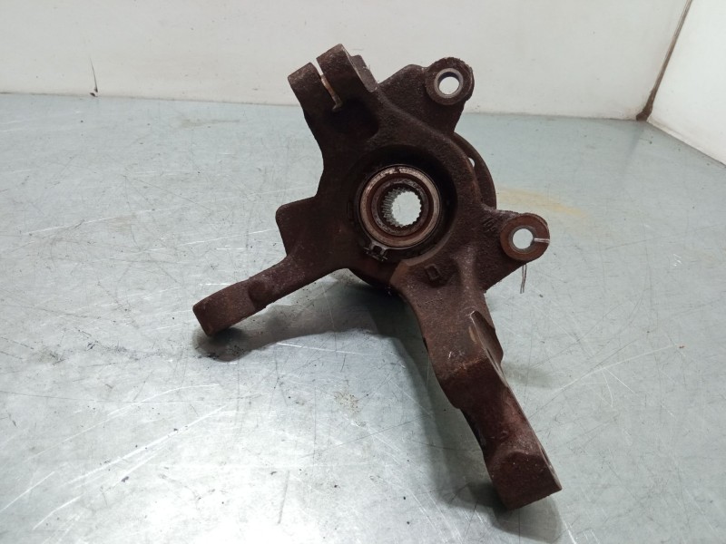 Recambio de mangueta delantera derecha para renault clio iii (br0/1, cr0/1) 1.2 16v (br02, br0j, br11, cr02, cr0j, cr11) referen