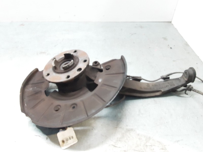 Recambio de mangueta delantera izquierda para porsche cayenne (9pa) s 4.5 referencia OEM IAM 7L0407257A  