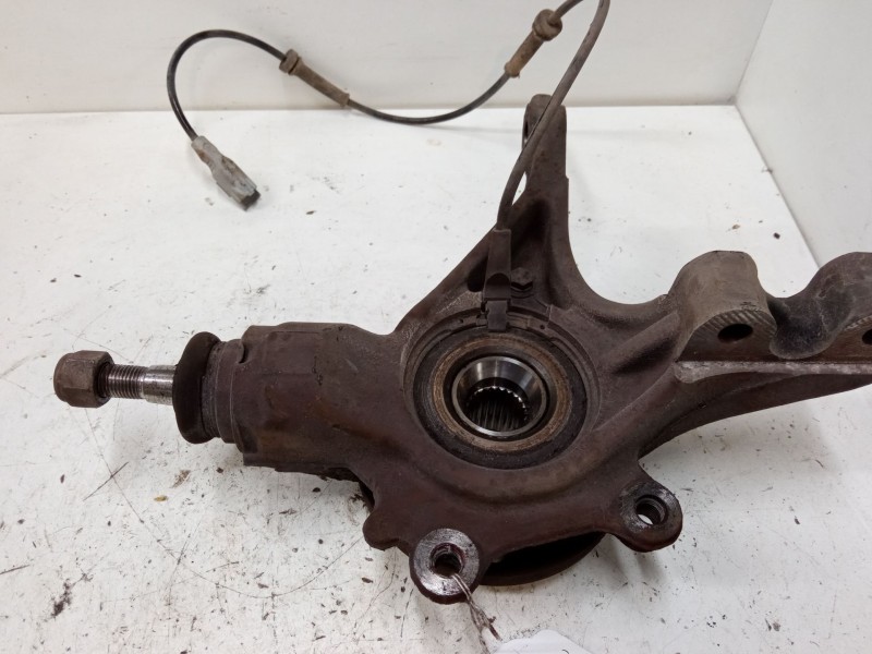 Recambio de mangueta delantera izquierda para peugeot 3008 i monospace (0u_) 1.6 vti referencia OEM IAM   