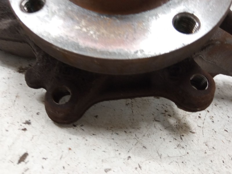 Recambio de mangueta delantera derecha para peugeot 3008 i monospace (0u_) 1.6 vti referencia OEM IAM   