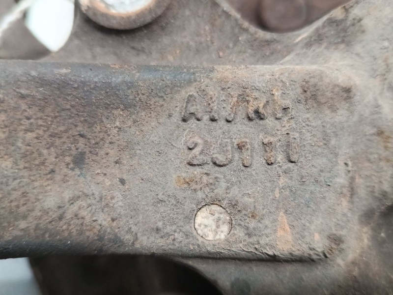 Recambio de mangueta delantera derecha para hyundai h-1 furgoneta (a1) 2.5 td referencia OEM IAM   