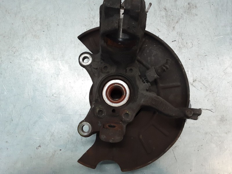 Recambio de mangueta delantera derecha para seat altea (5p1) 2.0 tdi referencia OEM IAM   