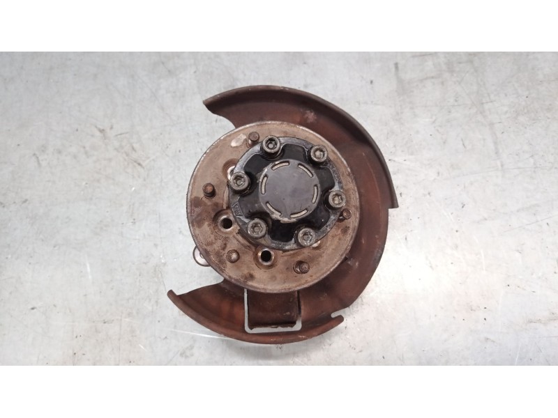 Recambio de mangueta delantera derecha para ssangyong korando (kj) 2.9 td referencia OEM IAM   