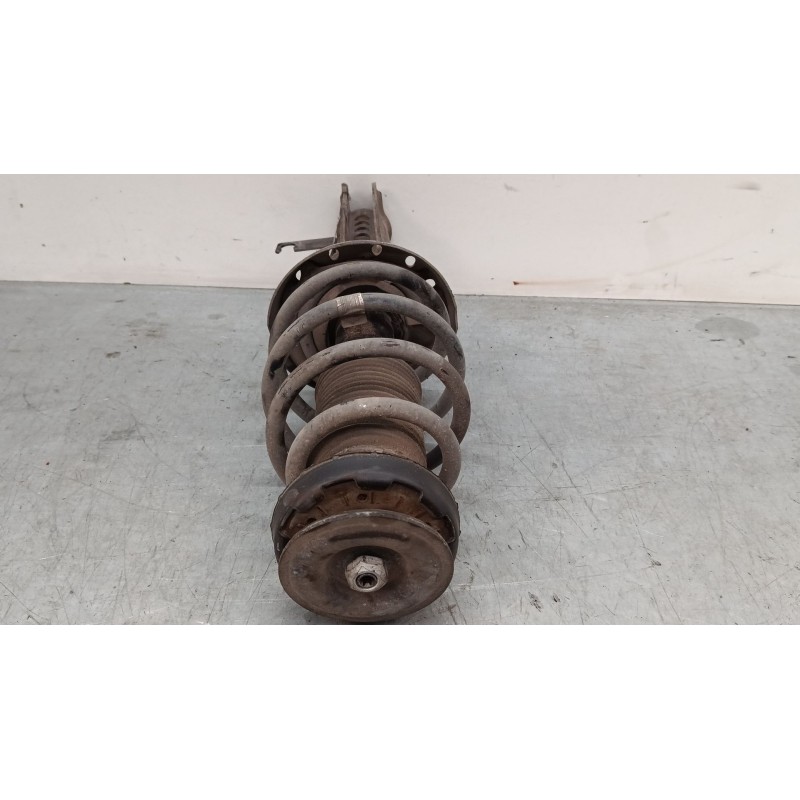 Recambio de amortiguador delantero derecho para opel insignia a sports tourer (g09) 2.0 cdti (35) referencia OEM IAM 13245967  