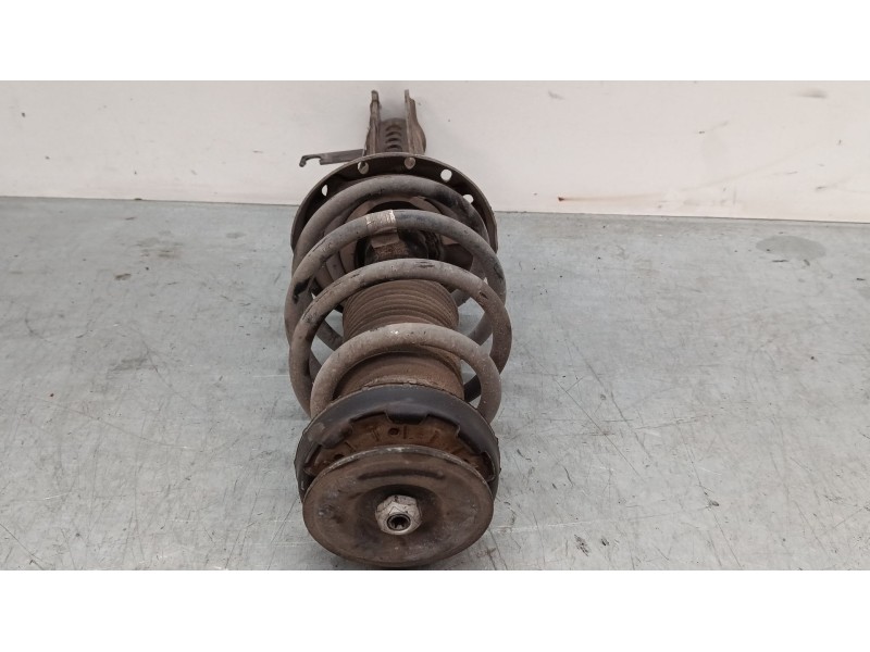 Recambio de amortiguador delantero derecho para opel insignia a sports tourer (g09) 2.0 cdti (35) referencia OEM IAM 13245967  
