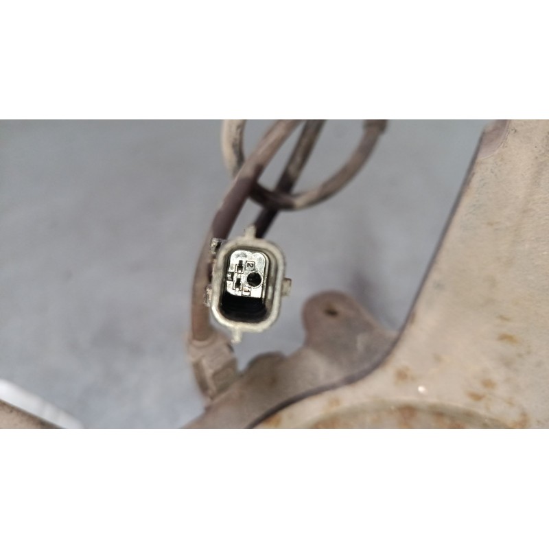 Recambio de mangueta delantera izquierda para renault grand scénic iii (jz0/1_) 2.0 dci (jz0y) referencia OEM IAM   