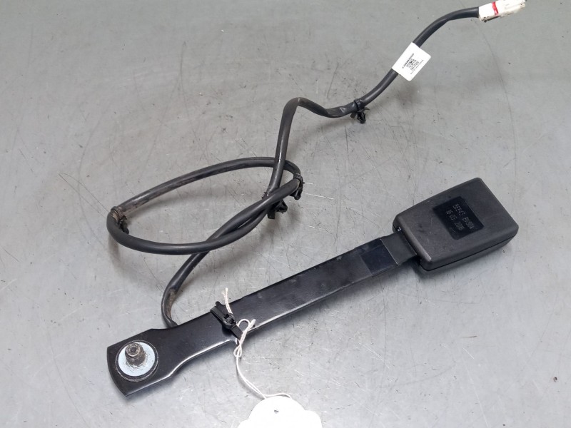 Recambio de anclaje cinturon delantero izquierdo para nissan juke (f15) 1.2 dig-t referencia OEM IAM   