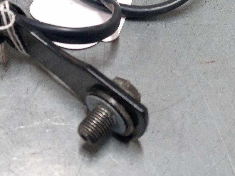 Recambio de anclaje cinturon delantero izquierdo para nissan juke (f15) 1.2 dig-t referencia OEM IAM   