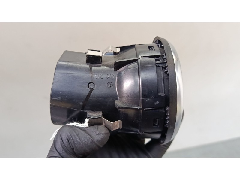 Recambio de aireador central izquierdo para mercedes-benz clase a (w176) a 220 d (176.003) referencia OEM IAM   