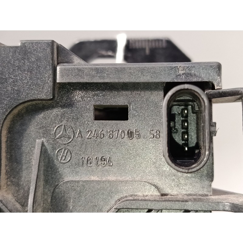 Recambio de cerradura capo para mercedes-benz clase a (w176) a 220 d (176.003) referencia OEM IAM A2468700558  
