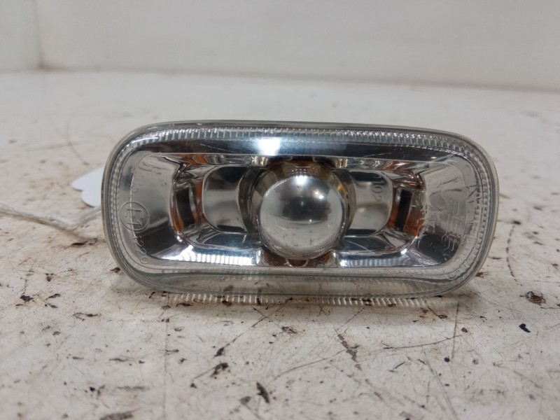 Recambio de intermitente lateral derecho para audi a4 b7 (8ec) 2.0 tdi 16v referencia OEM IAM 8E0949127  