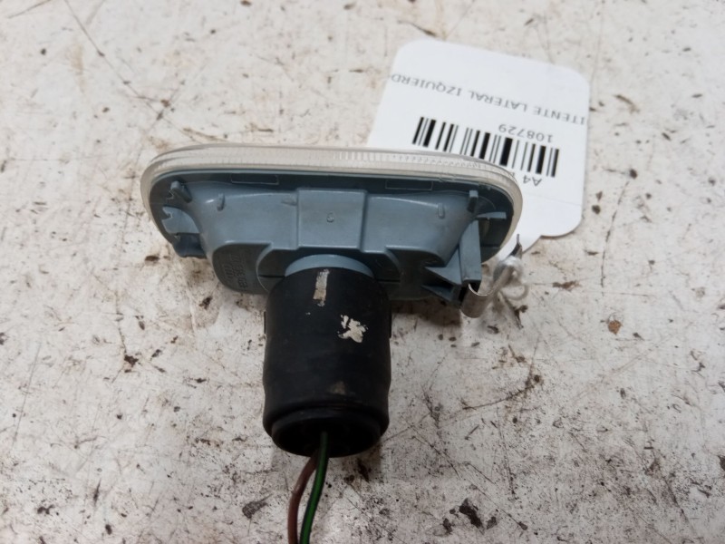 Recambio de intermitente lateral izquierdo para audi a4 b7 (8ec) 2.0 tdi 16v referencia OEM IAM 8E0949127  