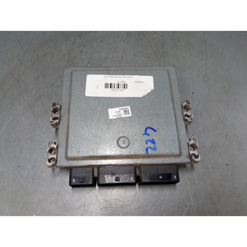 Recambio de centralita motor uce para nissan juke (f15) 1.2 dig-t referencia OEM IAM 23710HY01C a2c99597900 