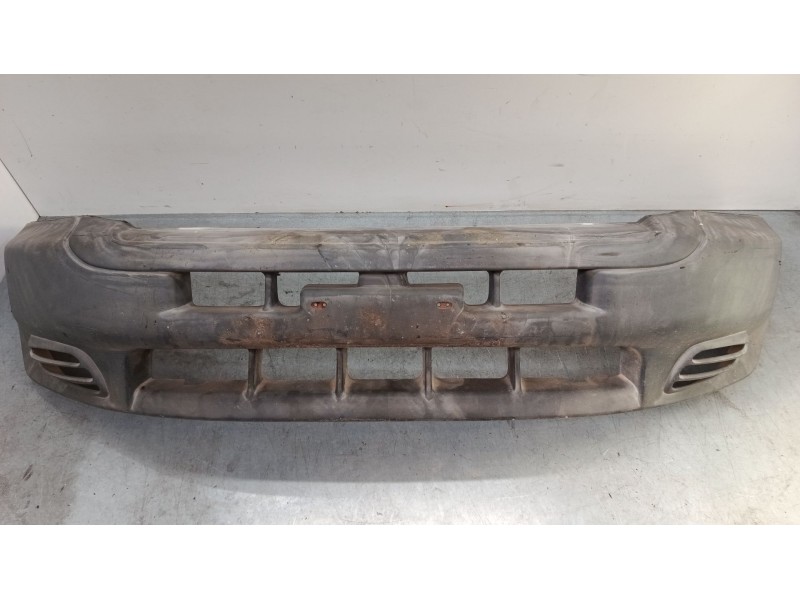 Recambio de paragolpes delantero para ssangyong korando (kj) 2.9 td referencia OEM IAM 7871106012  