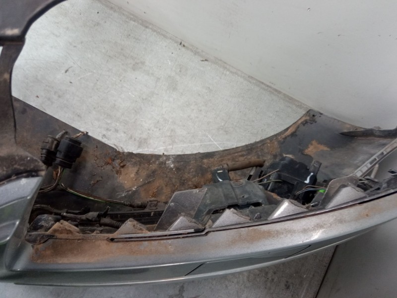 Recambio de paragolpes delantero para audi a8 d3 (4e2, 4e8) 3.0 tdi quattro referencia OEM IAM 4E0807105J  