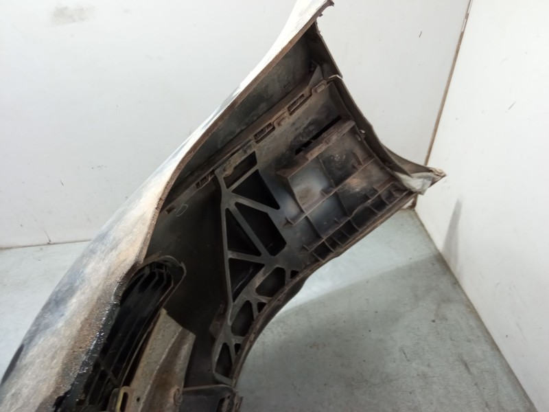 Recambio de paragolpes delantero para audi a4 b5 (8d2) 2.4 referencia OEM IAM   