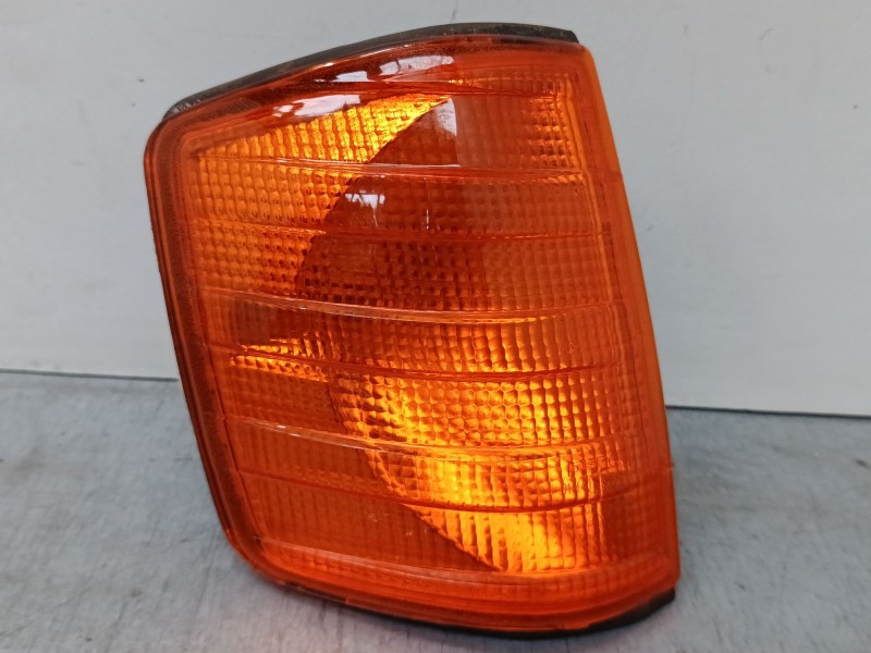 Recambio de intermitente delantero derecho para mercedes-benz 190 (w201) 2.0 (201.023) referencia OEM IAM   