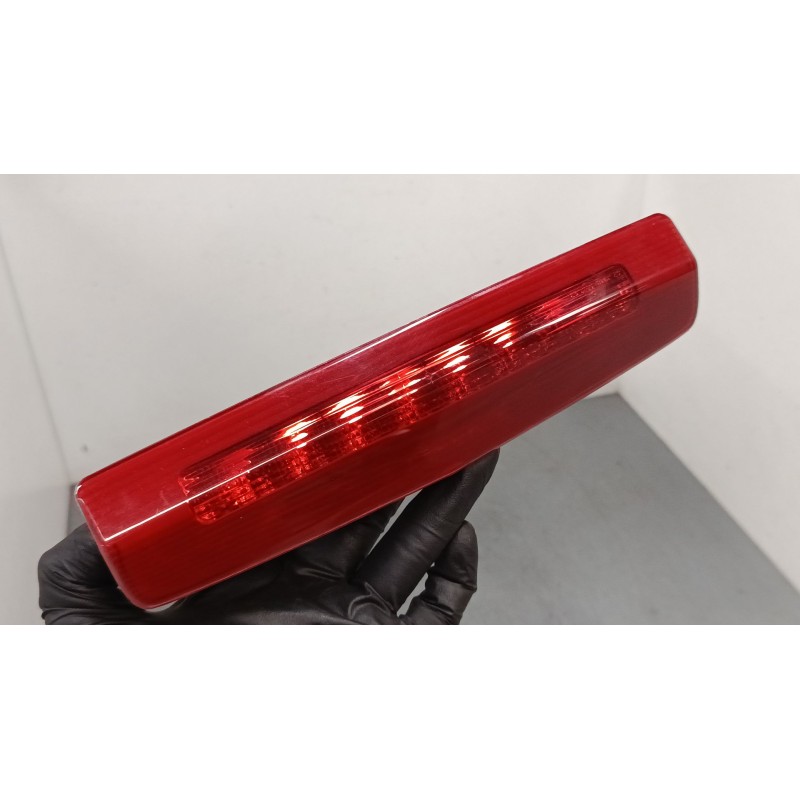 Recambio de luz central de freno para opel zafira / zafira family b (a05) 1.9 cdti (m75) referencia OEM IAM   