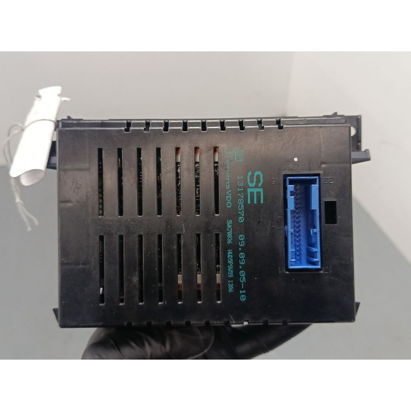 Recambio de pantalla multifuncion para opel zafira / zafira family b (a05) 1.9 cdti (m75) referencia OEM IAM 13178570  