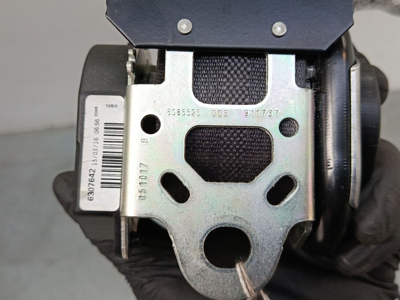 Recambio de cinturon seguridad delantero derecho para nissan juke (f15) 1.2 dig-t referencia OEM IAM 6307642  