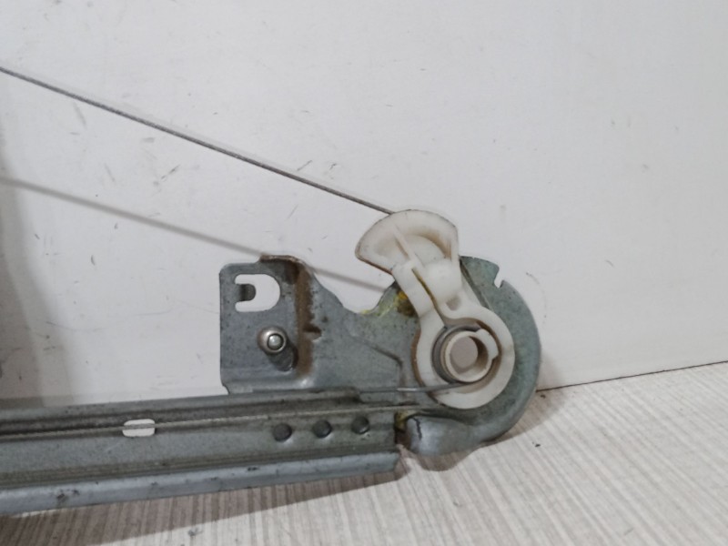 Recambio de elevalunas electrico trasero izquierdo para peugeot 307 sw (3h) 1.6 hdi 110 referencia OEM IAM 116329  