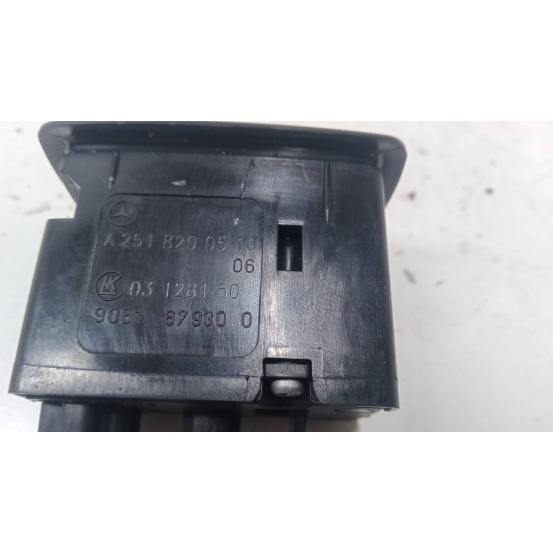 Recambio de mando elevalunas trasero derecho para mercedes-benz clase b sports tourer (w245) b 150 (245.231) referencia OEM IAM 