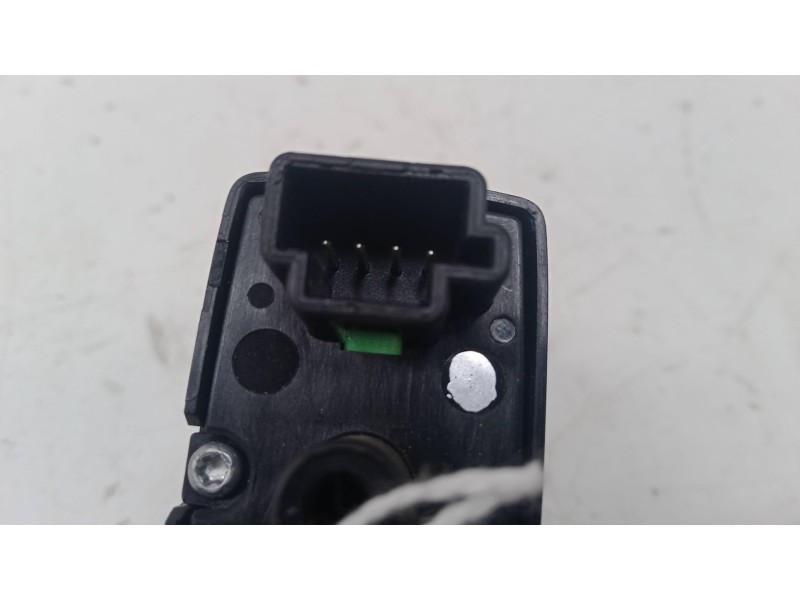 Recambio de mando elevalunas trasero derecho para mercedes-benz clase b sports tourer (w245) b 150 (245.231) referencia OEM IAM 