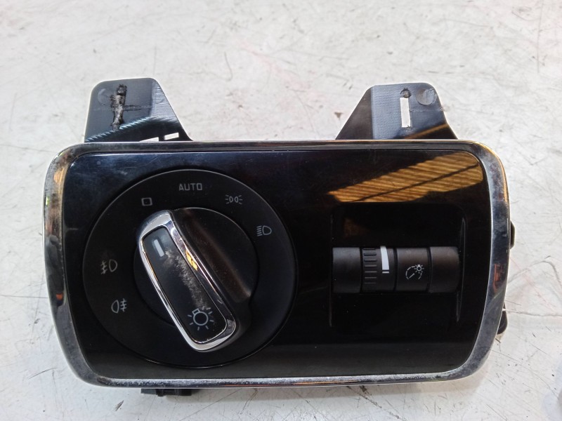 Recambio de conmutador de luces para skoda superb ii station wagon (3t5) 2.0 tdi 16v referencia OEM IAM   