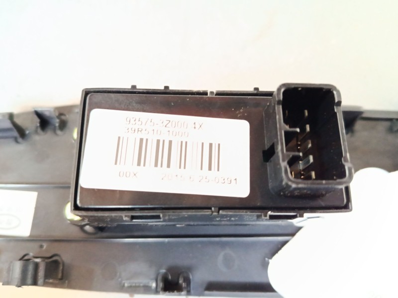 Recambio de mando elevalunas delantero derecho para hyundai i40 i (vf) 1.7 crdi referencia OEM IAM   