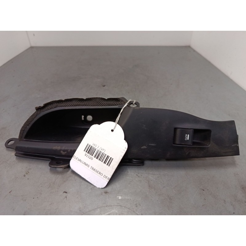 Recambio de mando elevalunas trasero derecho para hyundai i40 i (vf) 1.7 crdi referencia OEM IAM 93580-3Z050  