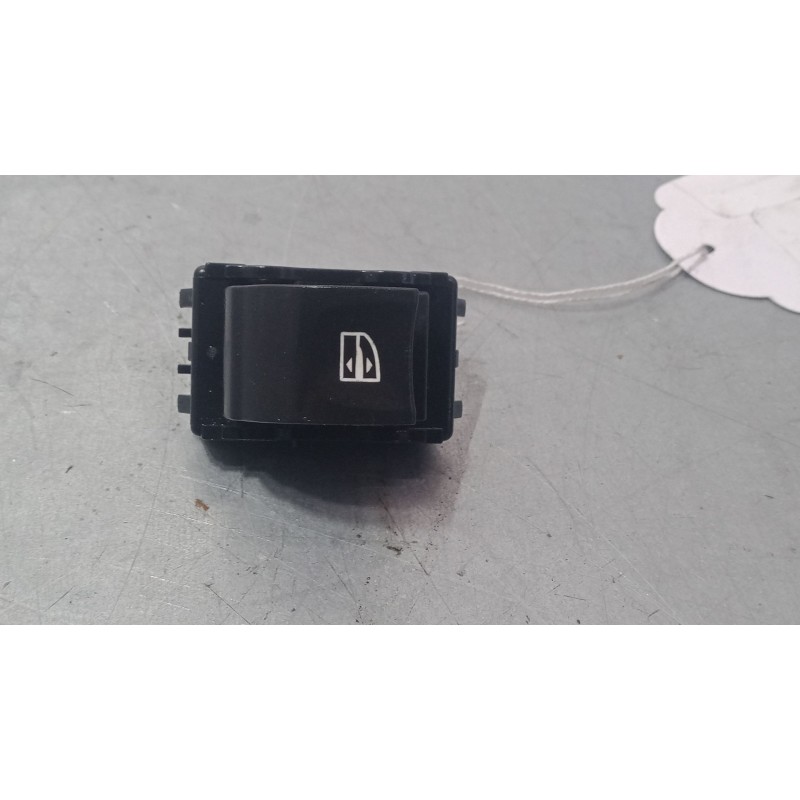 Recambio de mando elevalunas delantero derecho para renault laguna iii grandtour (kt0/1) 1.5 dci (kt0a, kt0r, kt02) referencia O