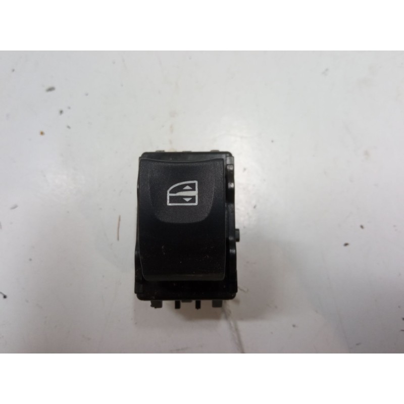 Recambio de mando elevalunas trasero derecho para renault laguna iii grandtour (kt0/1) 1.5 dci (kt0a, kt0r, kt02) referencia OEM