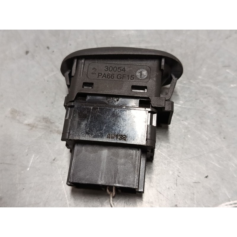 Recambio de mando elevalunas delantero derecho para citroën c3 i (fc_, fn_) 1.4 hdi referencia OEM IAM 96605364XT  