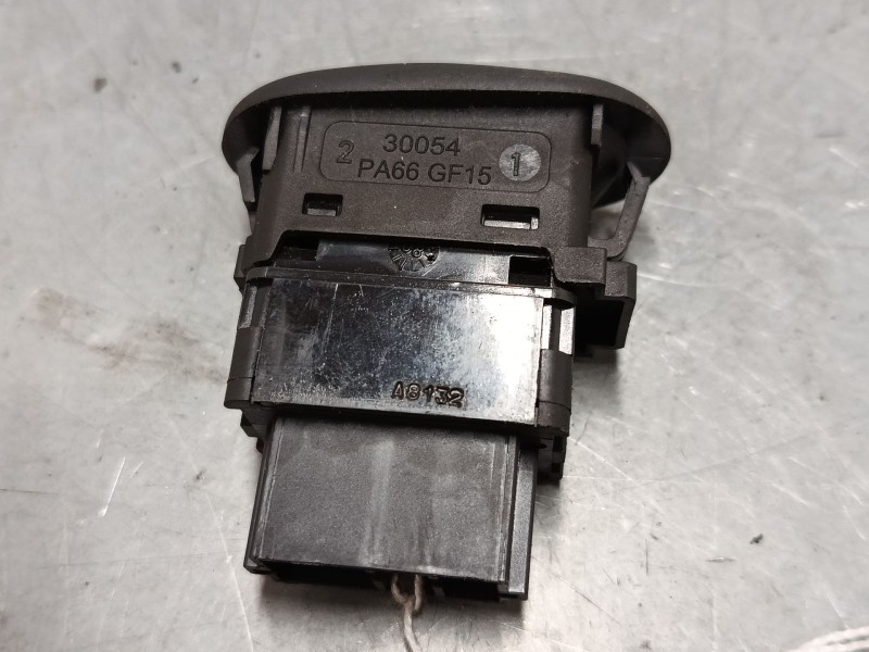 Recambio de mando elevalunas delantero derecho para citroën c3 i (fc_, fn_) 1.4 hdi referencia OEM IAM 96605364XT  