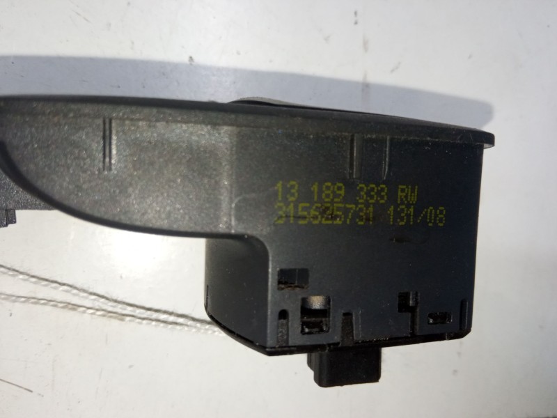 Recambio de mando elevalunas delantero derecho para opel corsa d (s07) 1.3 cdti (l08, l68) referencia OEM IAM   
