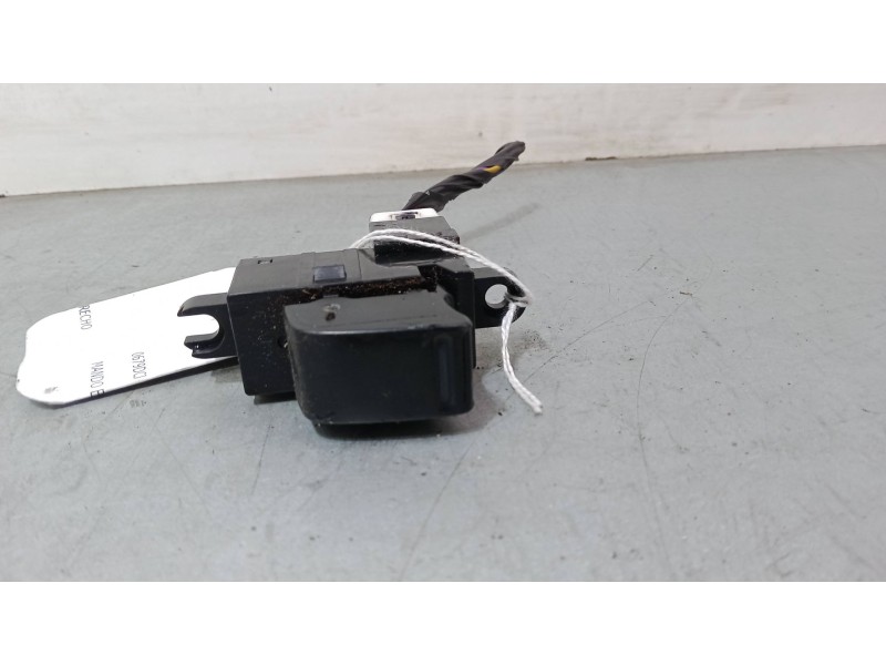 Recambio de mando elevalunas delantero derecho para nissan primera hatchback (p12) 1.6 referencia OEM IAM   