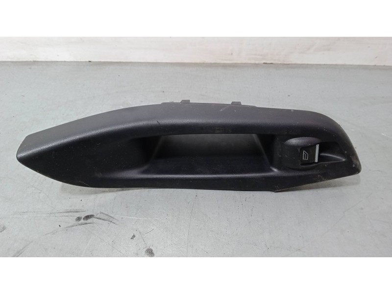 Recambio de mando elevalunas trasero derecho para ford focus iii 1.6 tdci referencia OEM IAM   