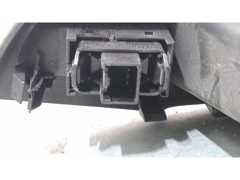 Recambio de mando elevalunas trasero derecho para ford focus iii 1.6 tdci referencia OEM IAM   